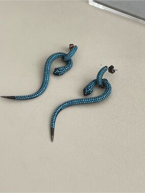 Blue Snake Shaped 925 silver Earrings